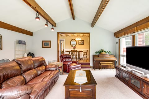 Duluth Lake House - Walk to Beach & Boat Ramp! House in Duluth