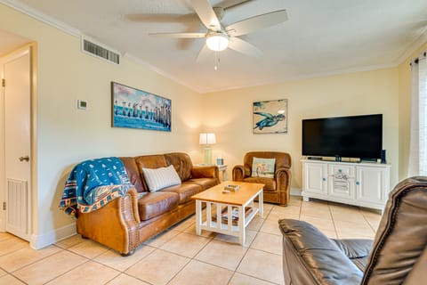 Cute Cocoa Beach Condo w/ Pool & Beach Access! Apartment in Cocoa Beach