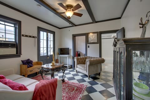 Eclectic Central New Orleans Vacation Rental! Apartment in French Quarter