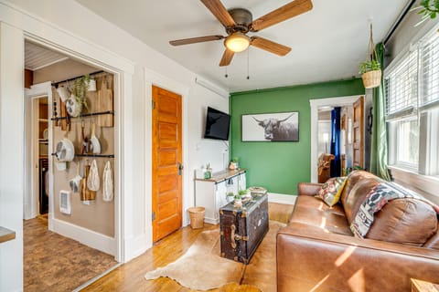 Deck & Fire Pit: Manitou Mountain Retreat Apartment in Manitou Springs