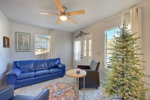 Family Home w/ Patio, 7 Mi to The Alamo! House in San Antonio