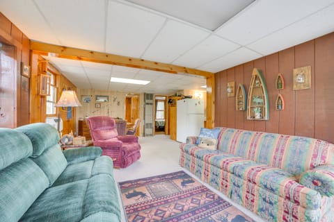 Cozy Onaway Vacation Rental w/ Deck & Fire Pit! House in Michigan