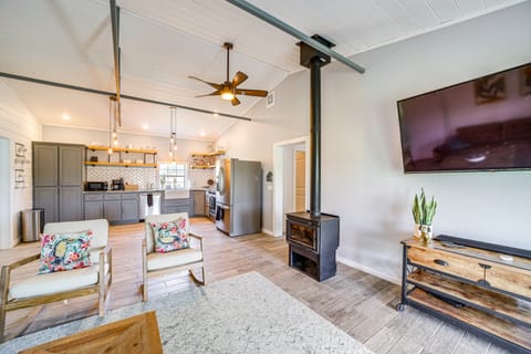 Peaceful Vinita Home w/ Fire Pit: 11 Mi to Lake! House in Ozark Mountains