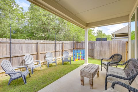 Walk to Brazos County Expo: Elegant Home w/ Grill! House in Bryan