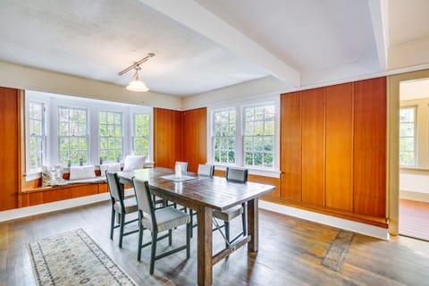 Spacious Eugene Home w/ Patio - Walk to UO Campus! House in Eugene