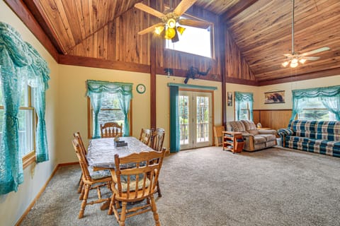 Germfask Home w/ Fire Pit, Grill & Yard Games! House in Michigan