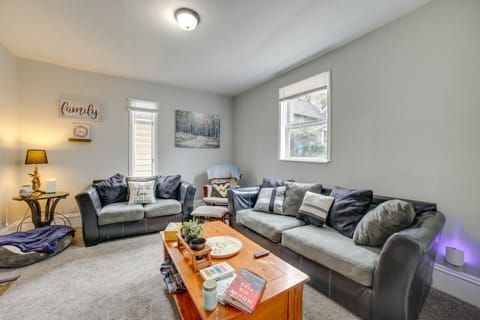 Morgantown Home: 1 Mi to West Virginia University! House in Morgantown