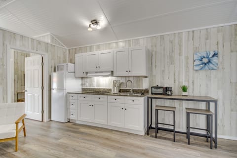 Cozy Picayune Rental Home ~ 11 Mi to Space Center! House in Mississippi