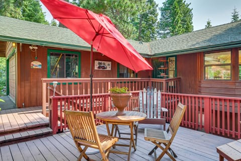 1 Mi to Beach: Peaceful Tahoe Vista Home w/ Decks! House in Tahoe Vista