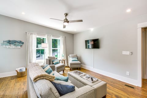 Dock Access & Patio! Waterfront Apt in Hartwell Apartment in Reed Creek