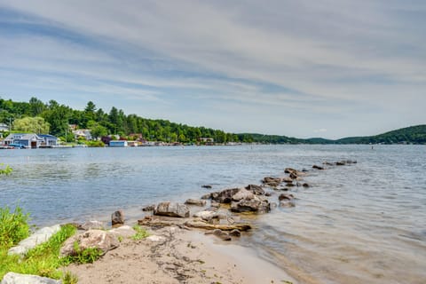 Walk to Harveys Lake! Modern Apt w/ Water Views Apartment in Luzerne County