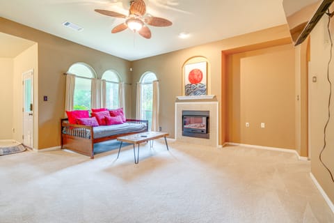 5 Mi to Lake: Cedar Park Home w/ Outdoor Oasis House in Leander