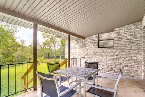 Modern Georgetown Home < 2 Mi to Blue Hole Park! House in Georgetown