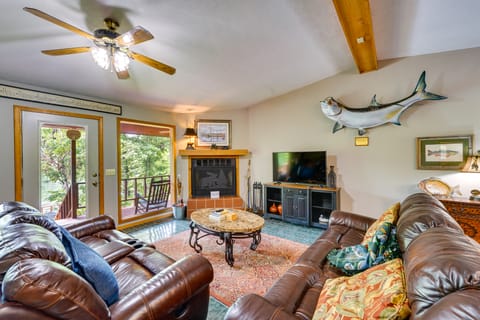 Flippin Home w/ Fire Pit: Walk to White River! House in Arkansas