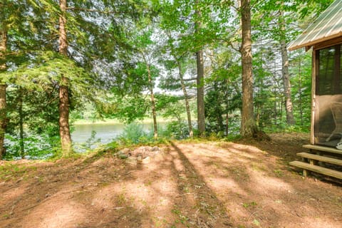 Riverfront Greenbush Studio w/ Porch & Views! Apartment in Penobscot