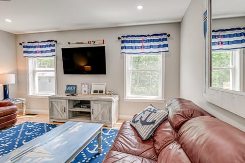 Square Pond Vacation Rental w/ Boat Dock & View! House in Acton