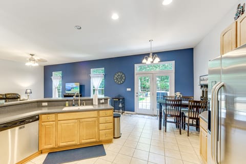 Dog-Friendly Family Retreat Near Chincoteague Bay! House in Chincoteague Island