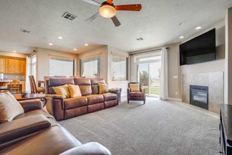 Resort-Style St George Condo w/ Private Patio Apartment in St George