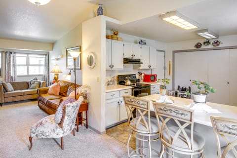 2 Mi to Dtwn: Missoula Duplex w/ Fenced Yard Apartment in Missoula