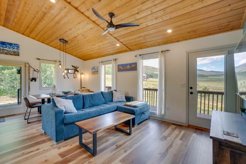 24-00050 Mtn Views & Deck: Fairplay Cabin House in Park County