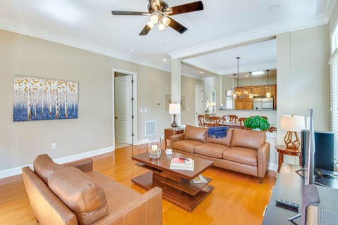 Spacious Lake Keowee Home: Boat Slip & Pool Access Apartment in Lake Keowee