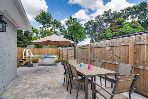 7 Mi to Beach: Updated Home w/ Pool in Seminole House in Pinellas Park