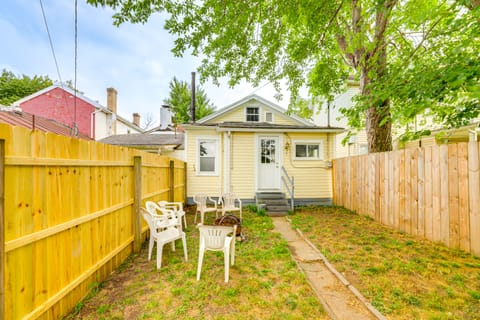 Dog-Friendly Dayton Home: 1 Mi to Downtown! House in Dayton
