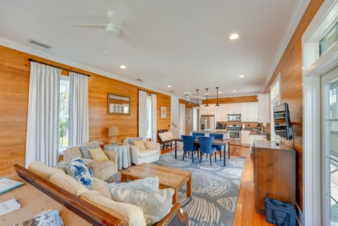 Beach & Pool Access: Peaceful St Teresa House House in Florida