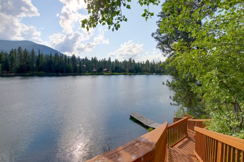 Clark Fork Riverfront Home w/ Dock! House in Idaho