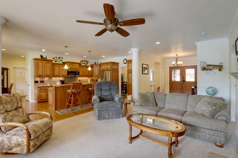 Clark Fork Riverfront Home w/ Dock! House in Idaho