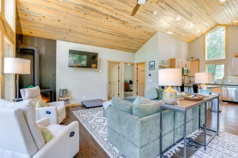 24-0082 Fairplay Cabin: Hike, Fish, Ski! House in Park County