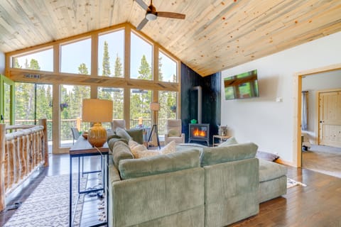 24-0082 Fairplay Cabin: Hike, Fish, Ski! House in Park County