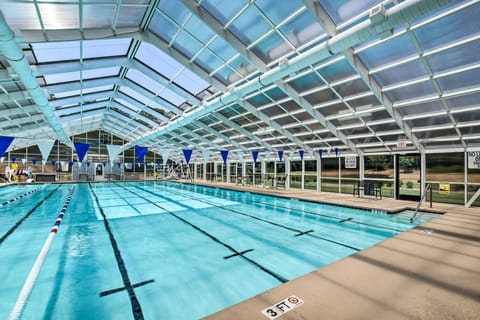 Private Balcony: Lake Keowee Home w/ Pool Access Apartment in Lake Keowee