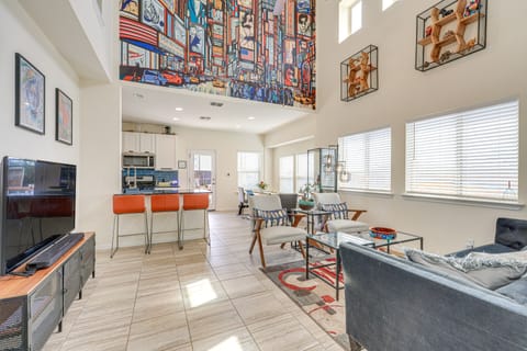 Large Fenced Yard: Family-Friendly Kyle Home House in Rio Grande