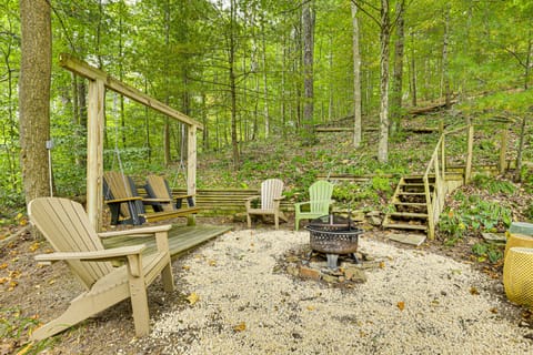 Carrollton Cabin w/ Patio & Fire Pit! Apartment in Ohio
