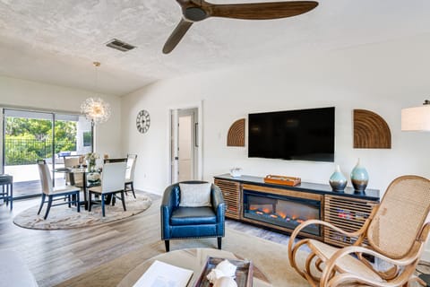 Private Pool & Dock: Relaxing Port Charlotte Oasis House in Port Charlotte