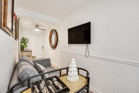 Hollywood Hideaway: Close to Dtwn & Beaches House in Hollywood