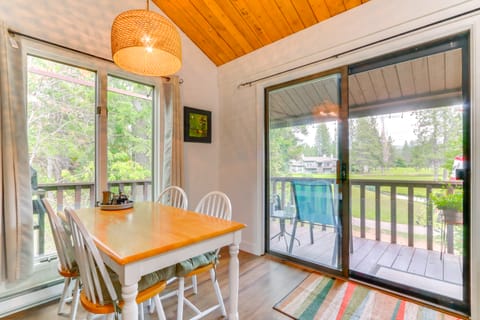 Twin Lakes Village Condo on 3rd Fairway! Apartment in Kootenai County