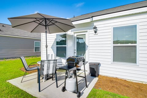 Brand-New Savannah Area Home 15 Mi to Dtwn! House in Port Wentworth