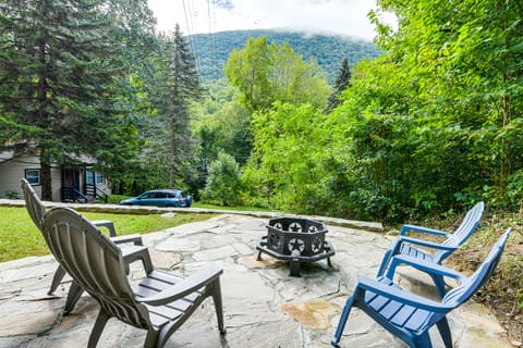 6 Mi to Waterrock Knob: 'Serenity Cottage' Cottage in Ivy Hill