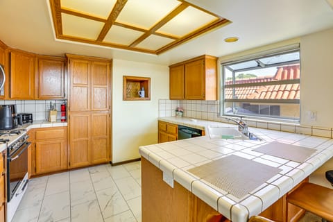 2 Mi to Pismo Beach: Oceano Retreat Near Wineries! House in Oceano