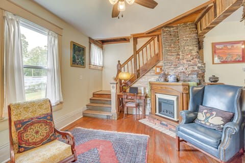 ~ 3 Mi to Dtwn: Centrally Located Birmingham Home! House in Birmingham