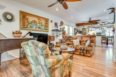 25 Mi to Starved Rock State Park - DePue Retreat House in Illinois