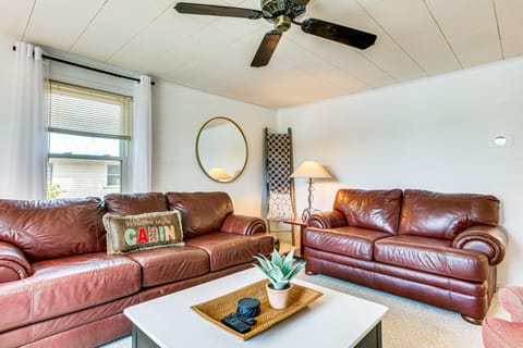 Lakefront Home w/ Patio in Havana! House in Illinois