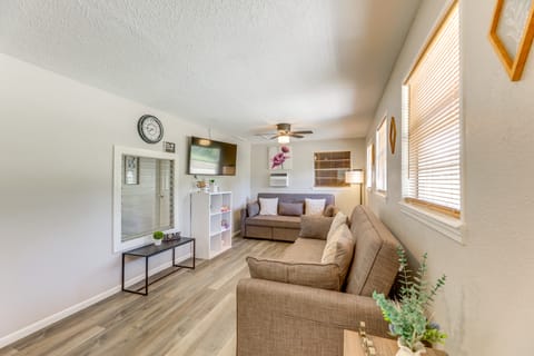 1 Mi to Somerville Lake: Home w/ Spacious Yard House in Texas