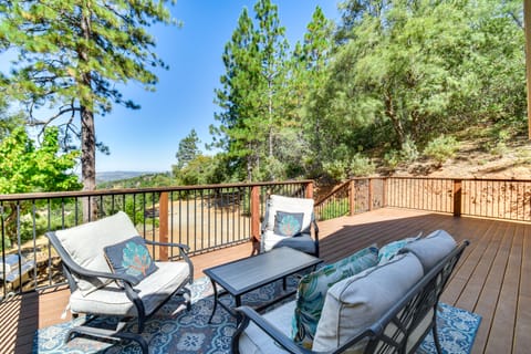 Sonora Hilltop Home: Scenic Views, Pet Friendly! House in Calaveras County
