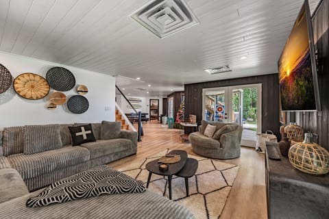 Blue Ridge Lake Home w/ Hot Tub in Morganton! House in Morganton