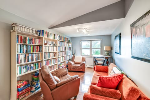 Home w/ Private Dock Near Colgate University House in Adirondack Mountains