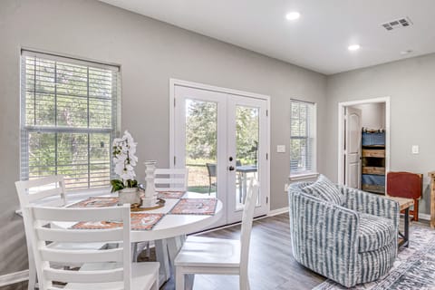 Pond + Trails On-Site: Washington Escape! House in Texas