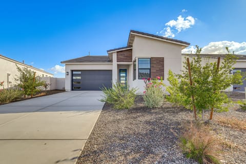 Hiking Basecamp! 9 Mi to Estrella Mountain House in Goodyear